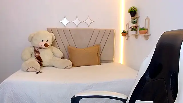 zara_cute webcam