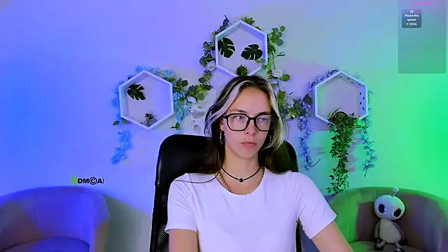 olivia_kit webcam