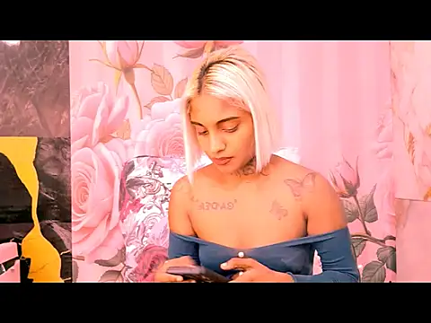 indian_barbie webcam