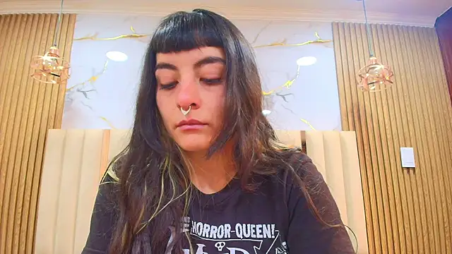 Naughty_Kittenm webcam