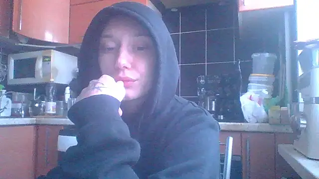 RussNocturnal webcam