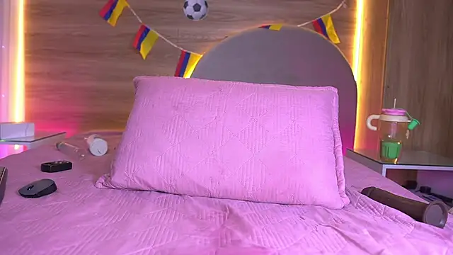 alexaa_walker webcam