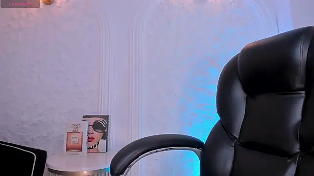 ChloePreston_ webcam