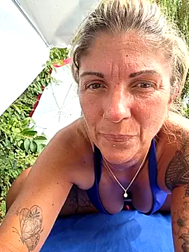 Dreamlove1 webcam