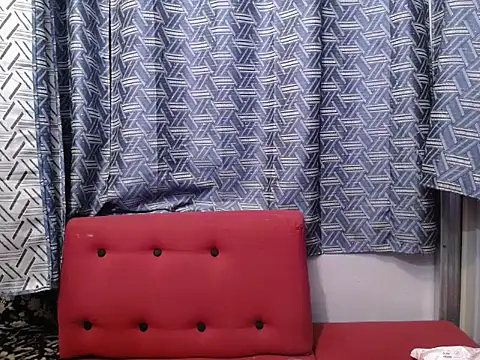 prettykrysgirl webcam