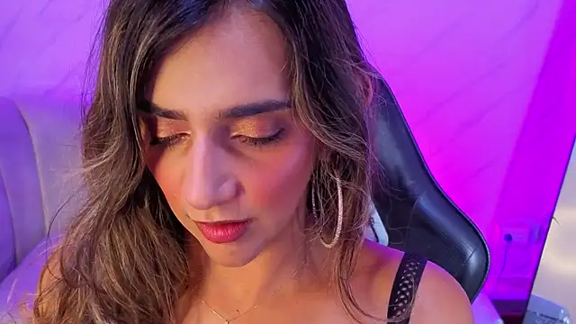agatha_brooks_t webcam