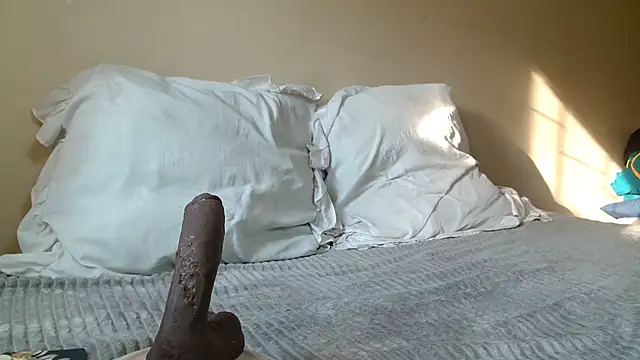 KinkyJXxX webcam