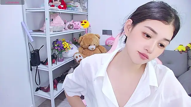 QinQin-888 webcam