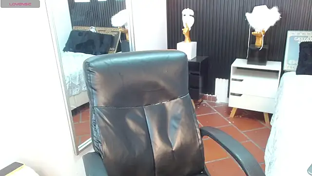 Jade_Aitana webcam