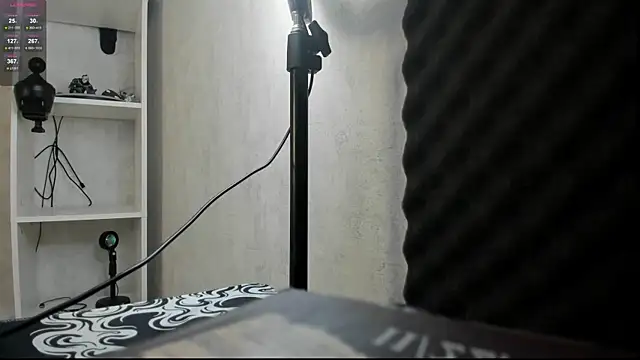 pearlbloom webcam