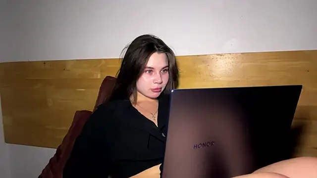 DevonGroszkiewicz webcam