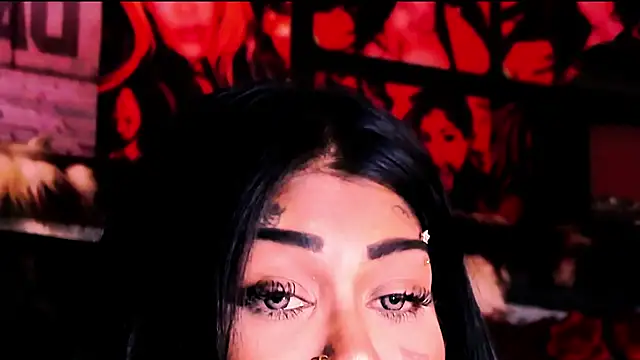 indian_dreamgirl webcam