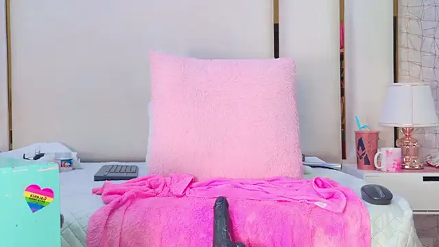 paola_rodriguez webcam