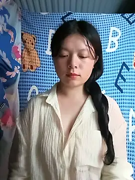 lisa-bae00