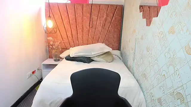 Zoe__Taylor__ webcam