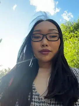 trytomakememoam webcam