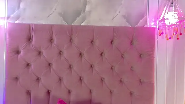 gabby-sweet - Gabby-Sweet's free webcam - UK Sex Cams