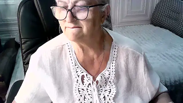 LolkaAlyss webcam