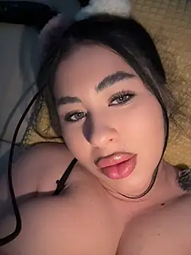 DaianaKimberly webcam