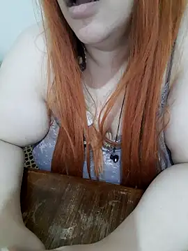 Madam_bezzzoul webcam