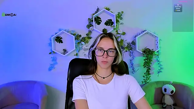 olivia_kit webcam