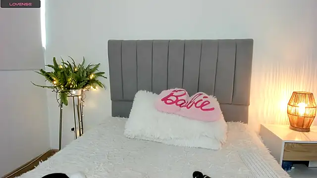 sophie_connors webcam
