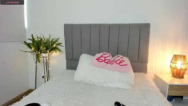 sophie_connors webcam