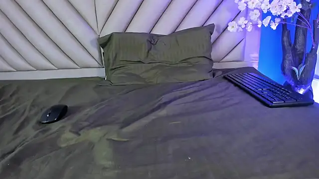 darkiesweet - DarkieSweet's free webcam - UK Sex Cams
