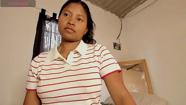 lunahot__07 webcam