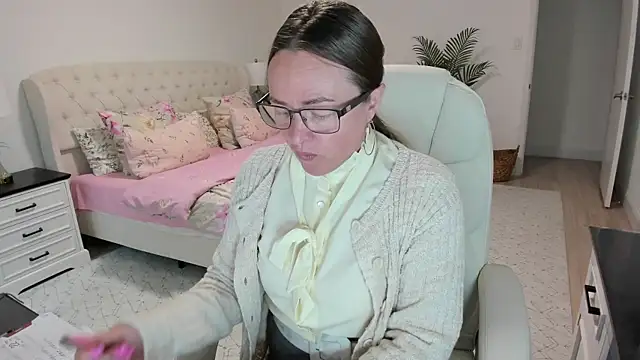 Vika73 webcam