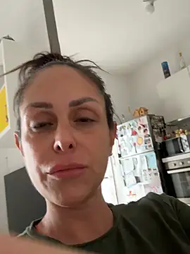 amandaart (Ask my age) - 2’ toy’s control + tg LT