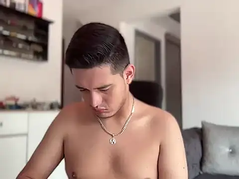 alexandergrey760886 webcam