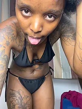 midnightdoll1 webcam