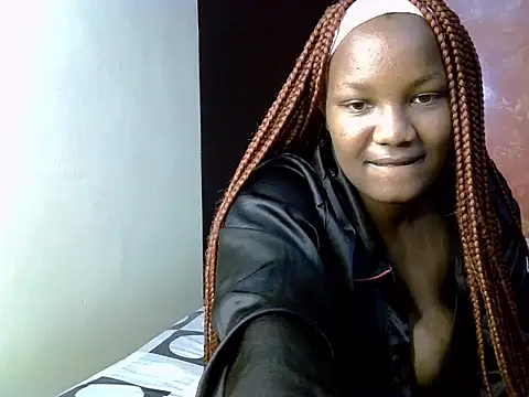 FlirtyMira webcam