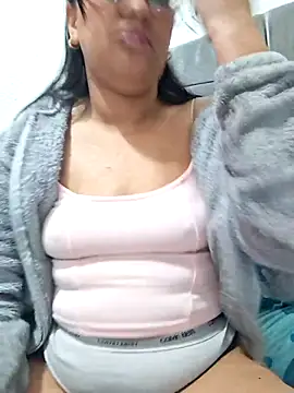 ZaidaWet webcam