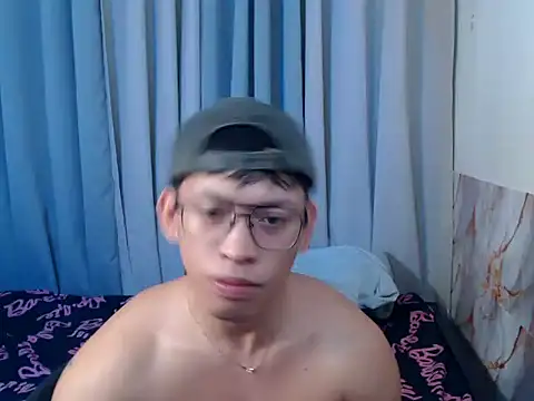 pinkcock_froi2305 webcam