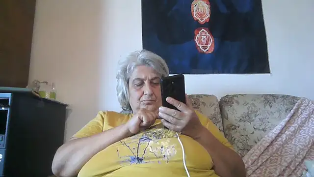 ExquisiteMature webcam