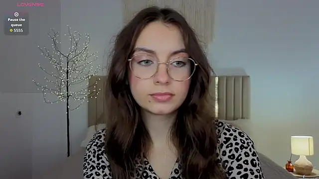 Real_cutie1 webcam
