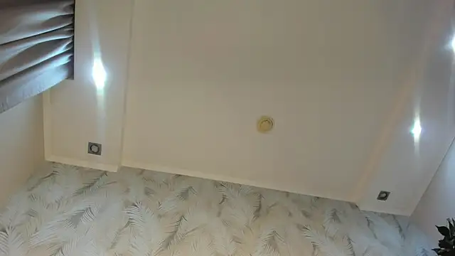 Adelina_Bliss webcam