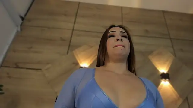 lea_walkerr webcam