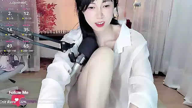 noomi-1111 webcam