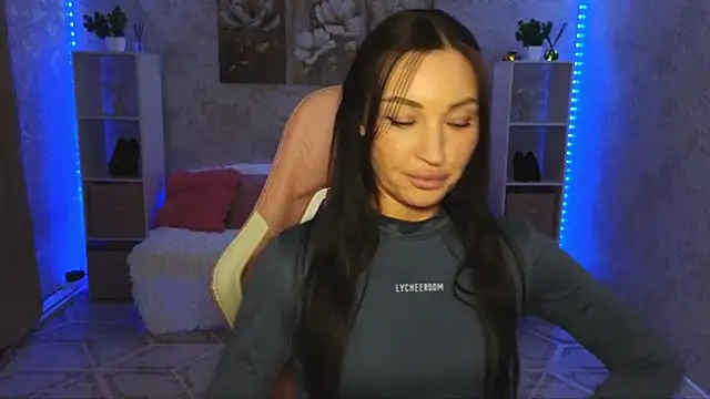 NikoleMills webcam