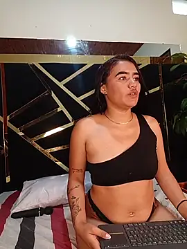 AlanaMontiel webcam