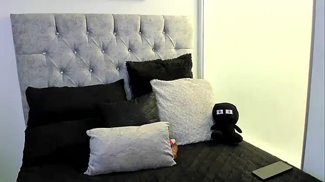 Lilith_Doll_ webcam
