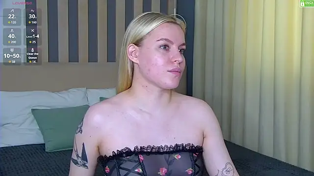 AmaliaBell webcam