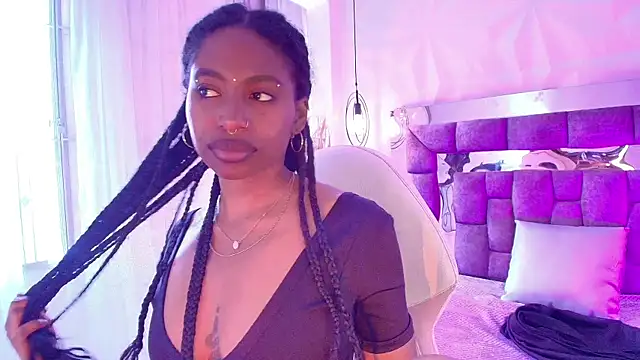 Queen_perla_ webcam