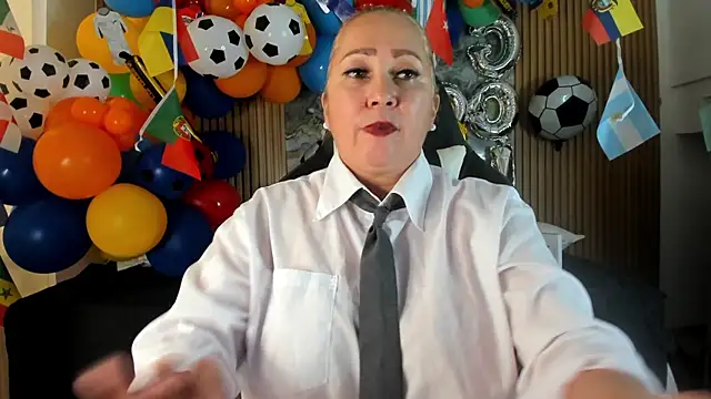 Danna_topless webcam