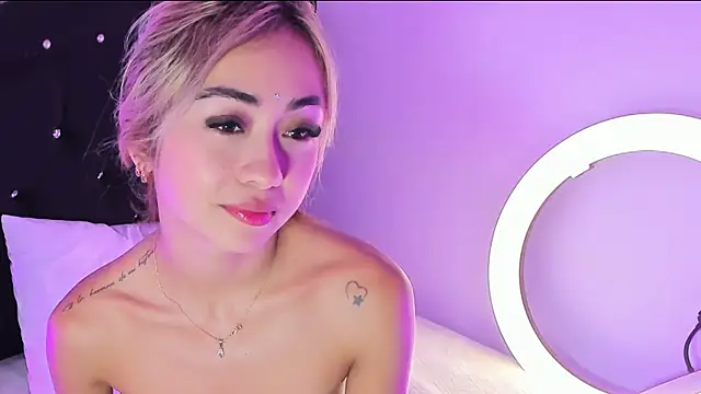 Annyy_Ricee28 webcam