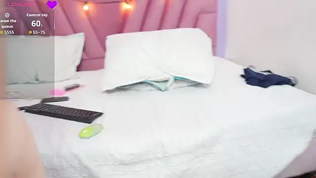 hornybarelylegalgirl webcam