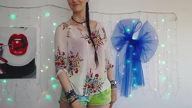TayaFinch webcam